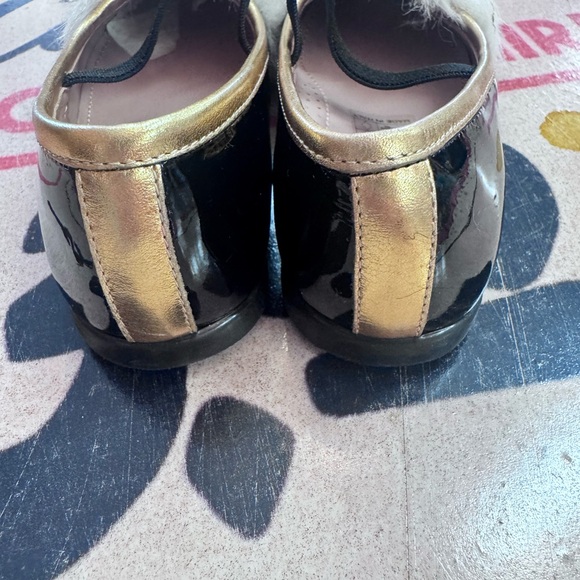 Gucci Kids Dress Shoes in Black and Gold - Picture 4 of 7